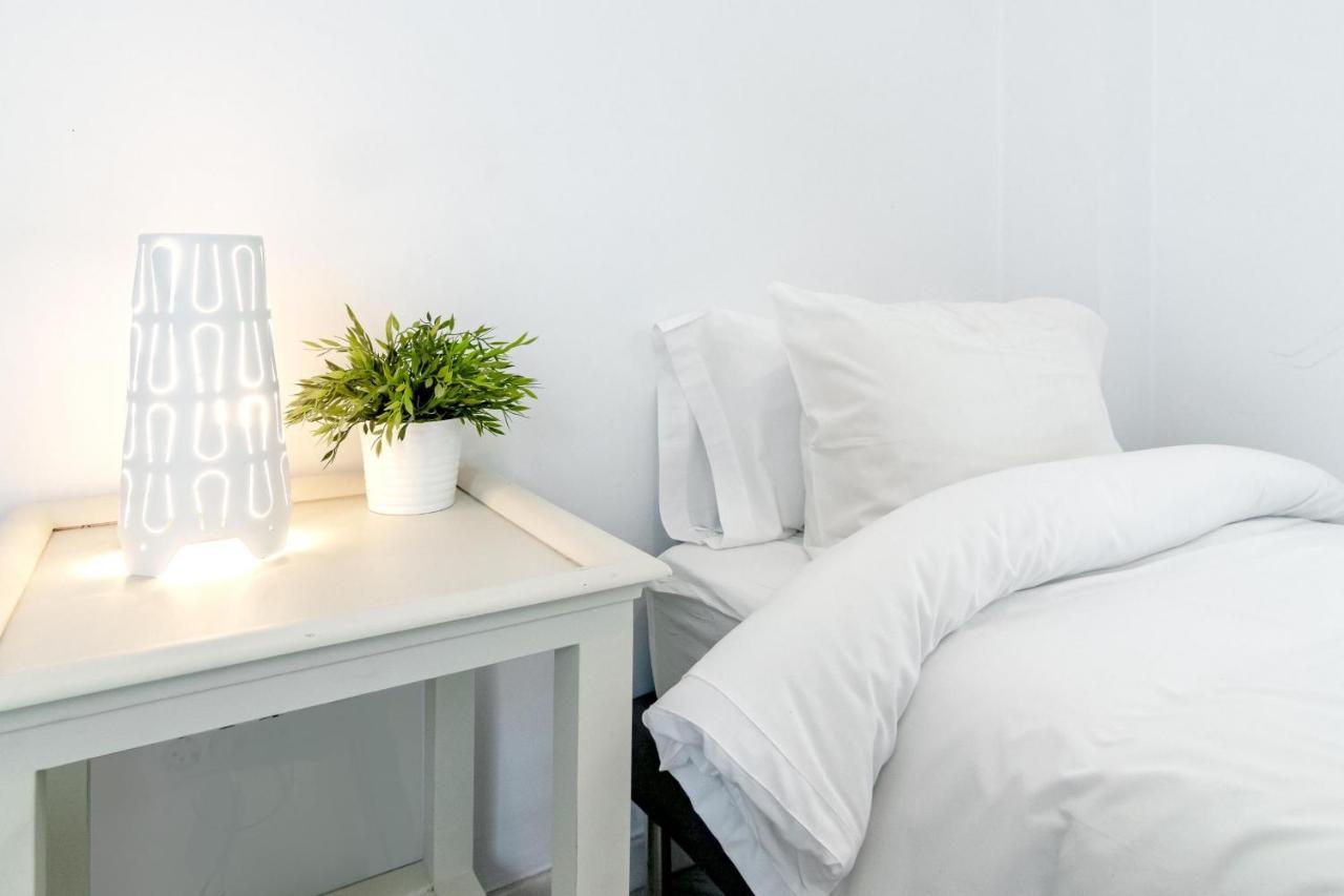 Pr45- Beach Front Apartment Puerto Banus Marbella Ngoại thất bức ảnh